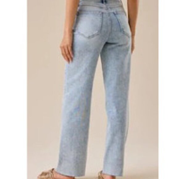 Altar'd State Women's Angelina Straight Leg Jeans Light-Wash, size 24 - Picture 2 of 7
